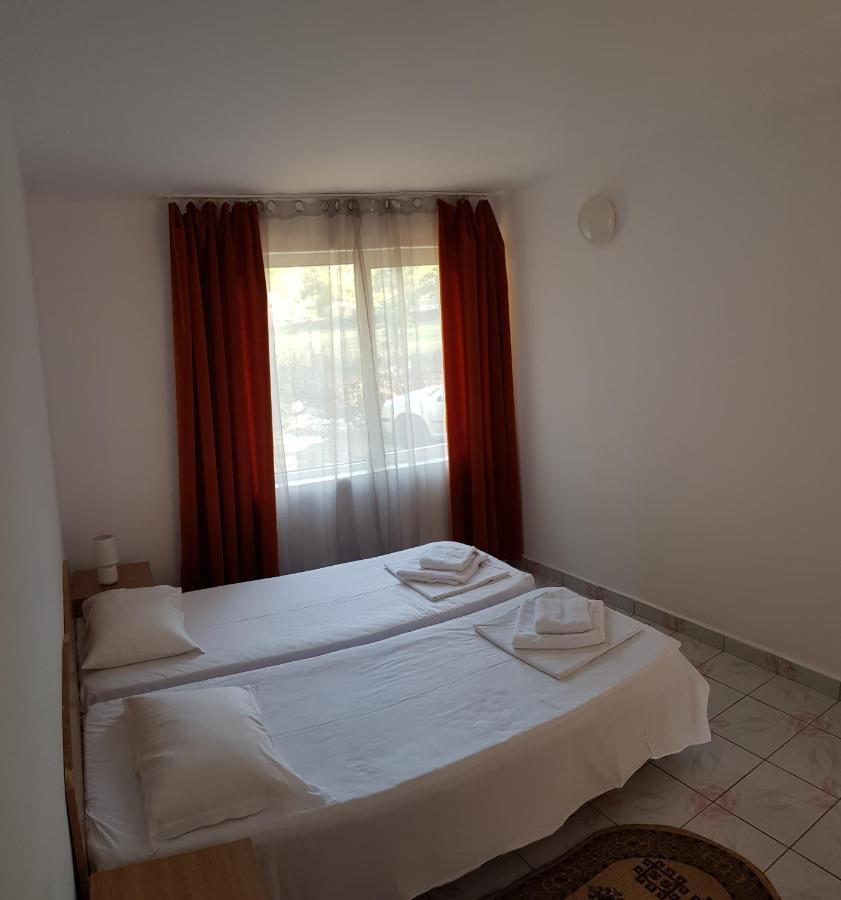 Camelia Hotel